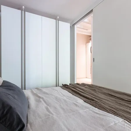 Pipa - Charming One Bedroom With Balcony * Barcelona