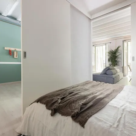 Pipa - Charming One Bedroom With Balcony Apartment Barcelona