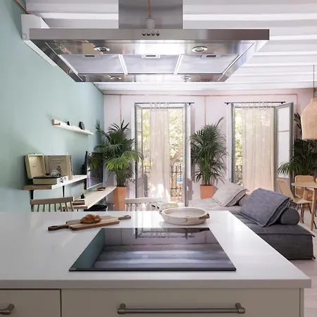 Pipa - Charming One Bedroom With Balcony Apartment *