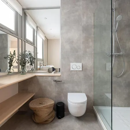 Apartment Pipa - Charming One Bedroom With Balcony Barcelona